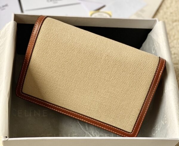 CELINE WALLET ON CHAIN TRIOMPHE