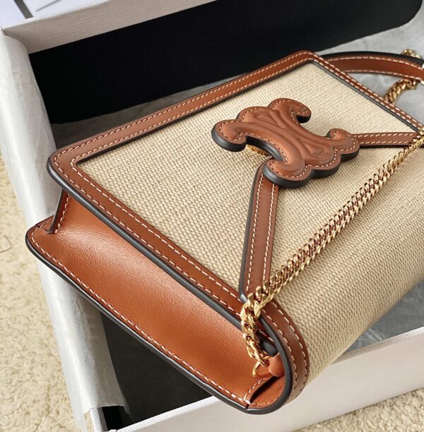 CELINE WALLET ON CHAIN TRIOMPHE