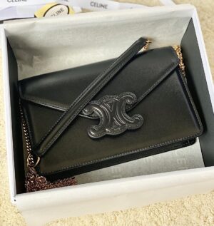 CELINE WALLET ON CHAIN TRIOMPHE
