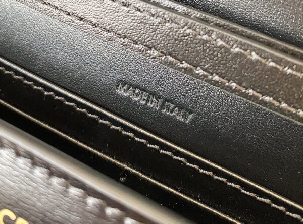 CELINE WALLET ON CHAIN TRIOMPHE