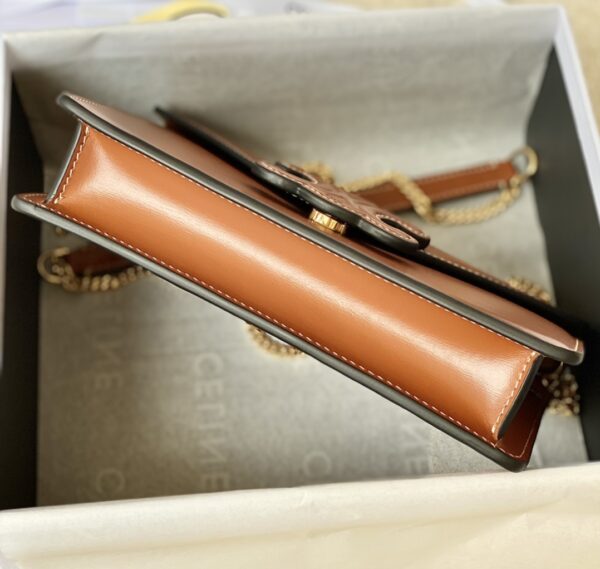 CELINE WALLET ON CHAIN TRIOMPHE