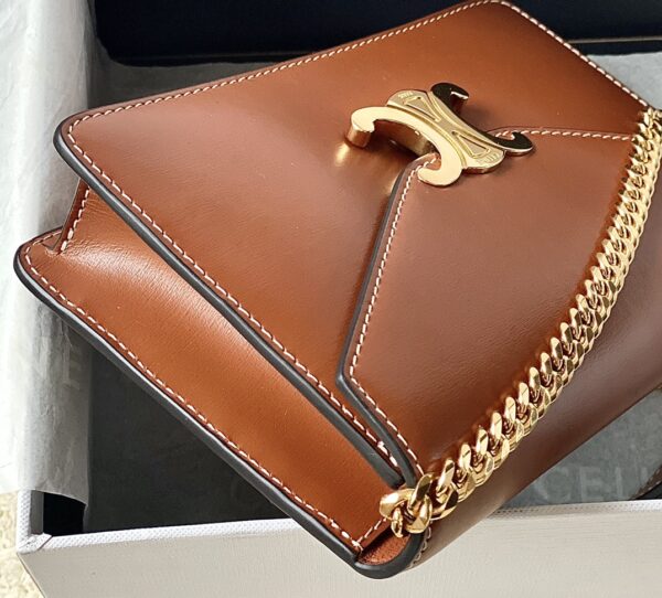 CELINE WALLET ON CHAIN TRIOMPHE