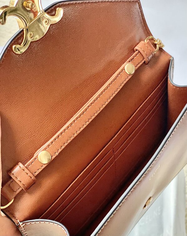 CELINE WALLET ON CHAIN TRIOMPHE