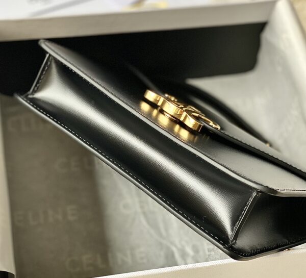 CELINE WALLET ON CHAIN TRIOMPHE