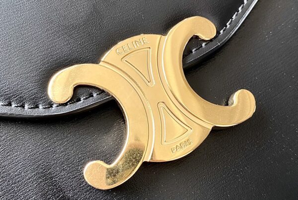 CELINE WALLET ON CHAIN TRIOMPHE
