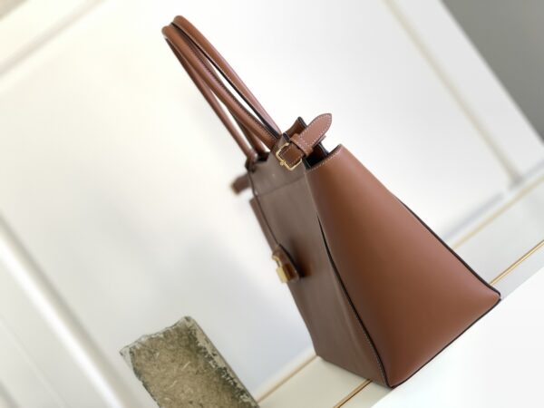 Celine Bourgeois Shopper