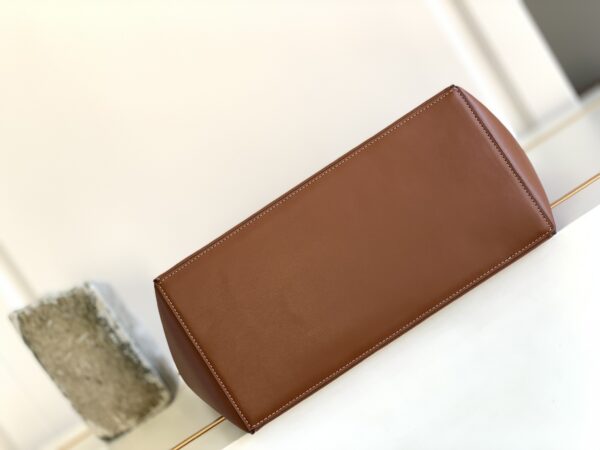 Celine Bourgeois Shopper