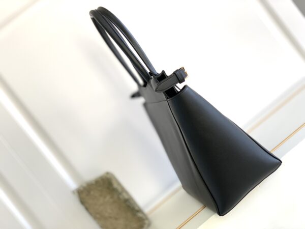 Celine Bourgeois Shopper