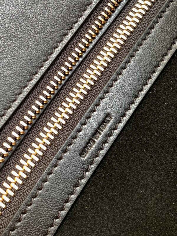 Celine Bourgeois Shopper