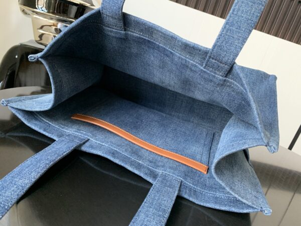 CELINE LARGE CABAS THAIS