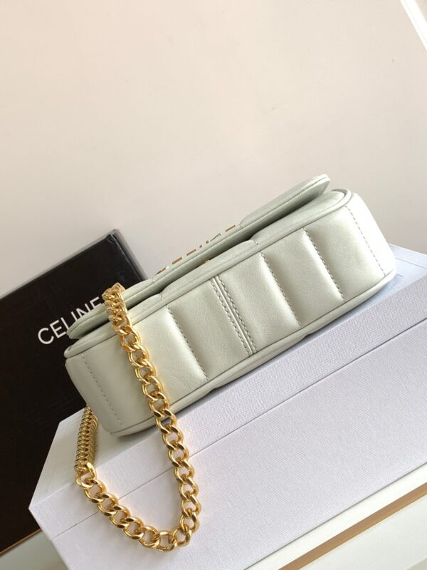 CHAIN SHOULDER BAG MATELASSE MONOCHROME CELINE IN QUILTED GOATSKIN