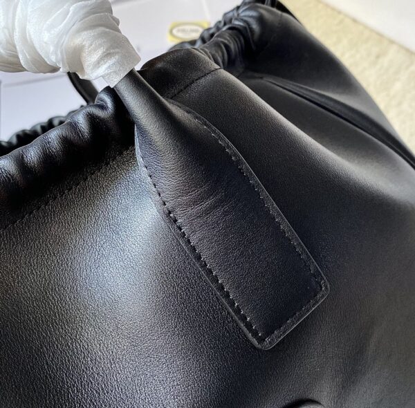 CELINE CABAS DRAWSTRING CUIR