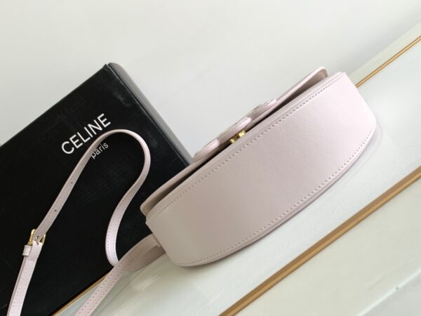 CELINE BESACE CUIR TRIOMPHE