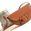 CELINE BESACE CUIR TRIOMPHE