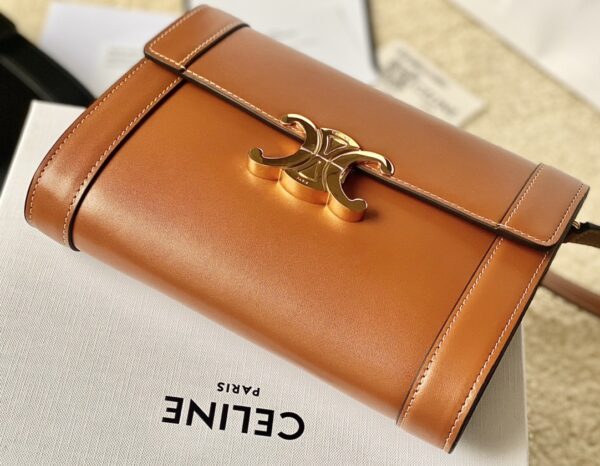 CELINE TRIOMPHE STRAP BAG