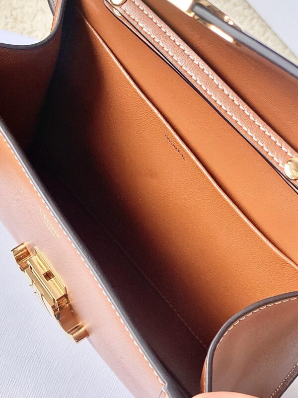 CELINE TRIOMPHE STRAP BAG