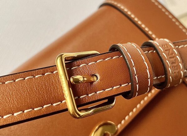 CELINE TRIOMPHE STRAP BAG