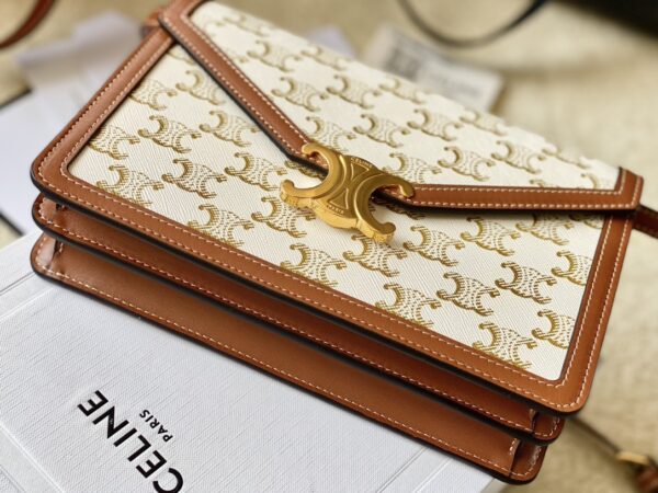 CELINE ENVELOPPE TRIOMPHE BAG