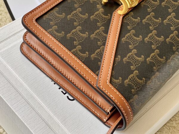CELINE ENVELOPPE TRIOMPHE BAG