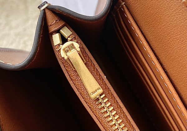 CELINE ENVELOPPE TRIOMPHE BAG