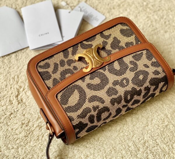 CELINE CLASSIQUE TRIOMPHE BAG