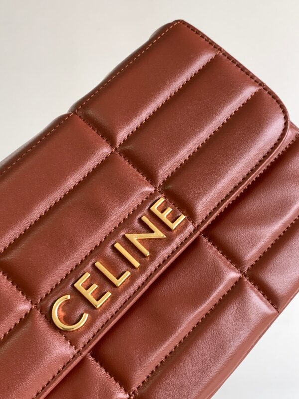 CELINE CHAIN SHOULDER BAG MATELASSE MONOCHROME