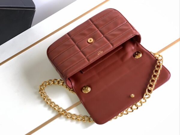 CELINE CHAIN SHOULDER BAG MATELASSE MONOCHROME