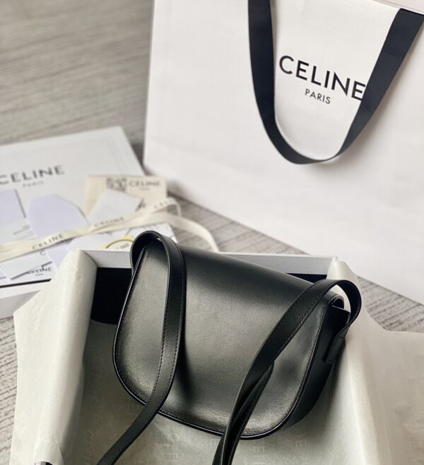 CELINE FOLCO CUIR TRIOMPHE