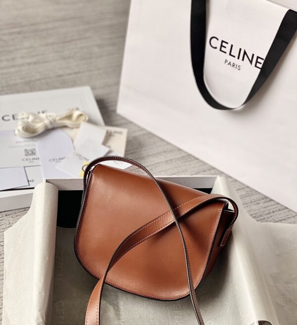 CELINE FOLCO CUIR TRIOMPHE