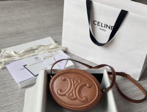 CELINE OVAL BAG CUIR TRIOMPHE
