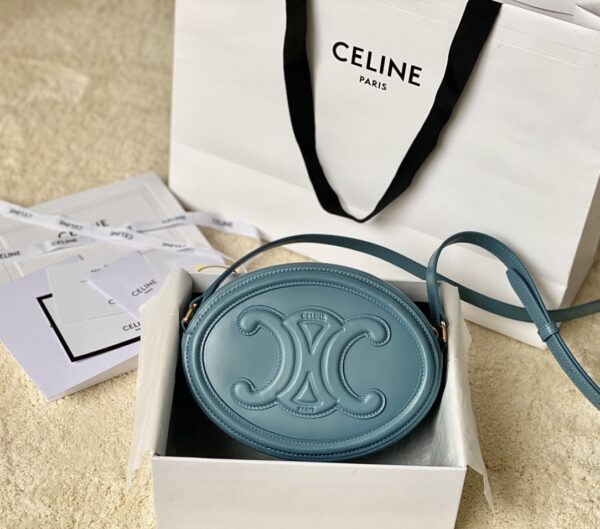 CELINE OVAL BAG CUIR TRIOMPHE