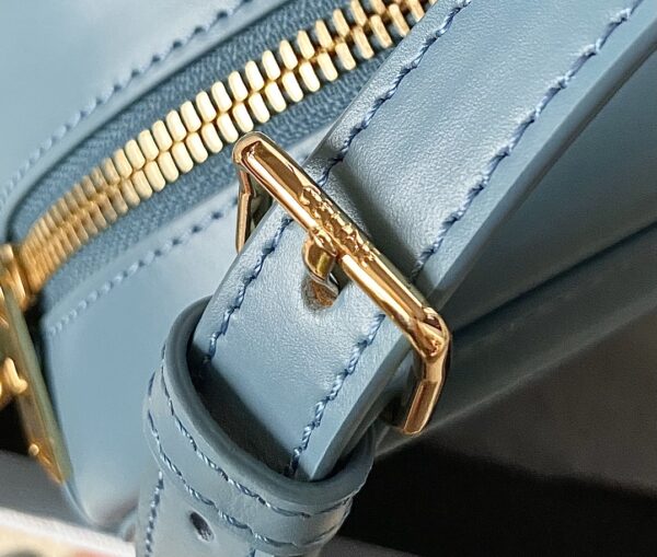 CELINE OVAL BAG CUIR TRIOMPHE