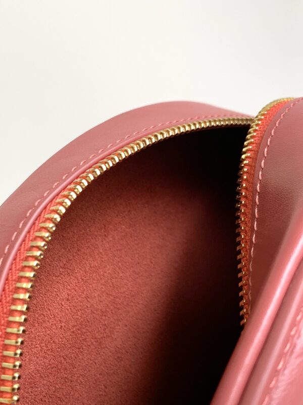 CELINE OVAL BAG CUIR TRIOMPHE