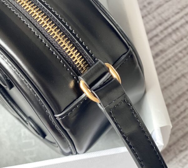 CELINE OVAL BAG CUIR TRIOMPHE