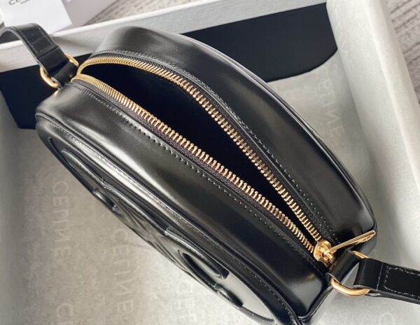 CELINE OVAL BAG CUIR TRIOMPHE