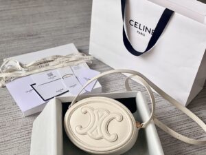 CELINE OVAL BAG CUIR TRIOMPHE