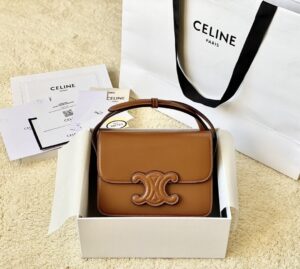CELINE Cuir Triomphe