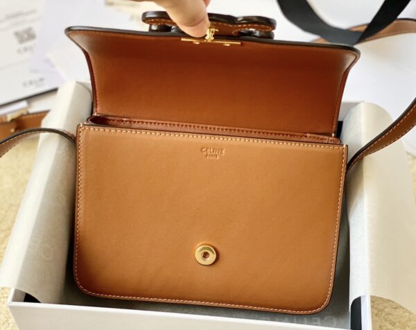 CELINE Cuir Triomphe