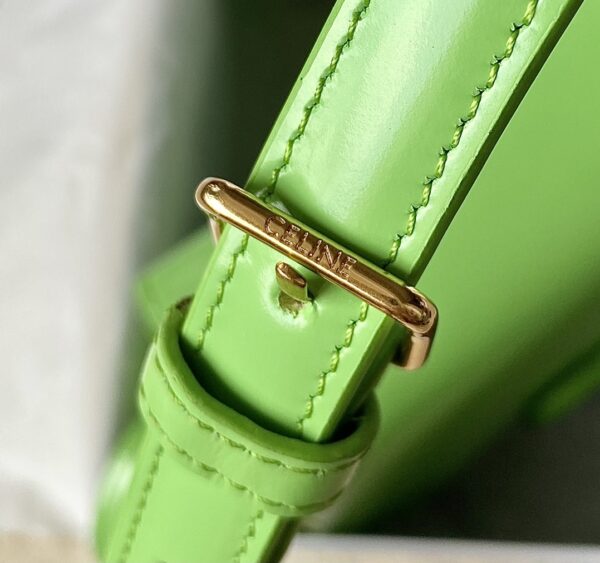 CELINE Cuir Triomphe