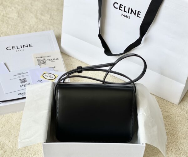 CELINE Cuir Triomphe