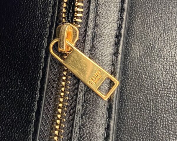 CELINE Cuir Triomphe