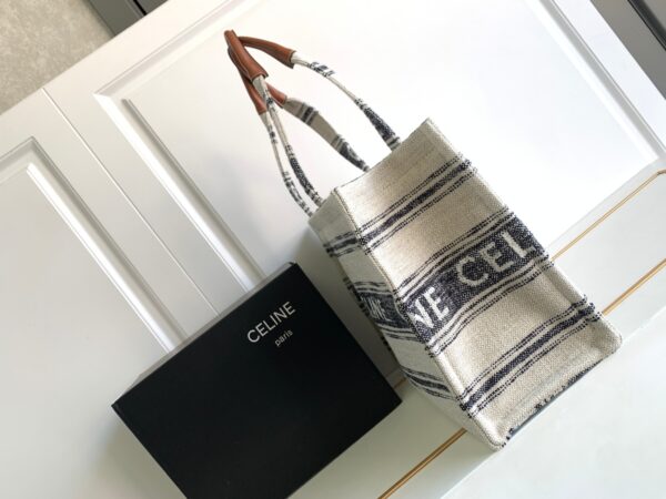 CELINE LARGE CABAS THAIS