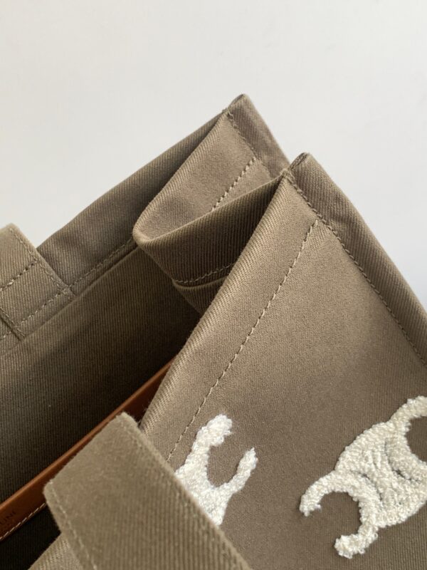 CELINE LARGE CABAS THAIS