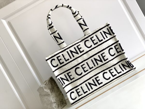 CELINE LARGE CABAS THAIS