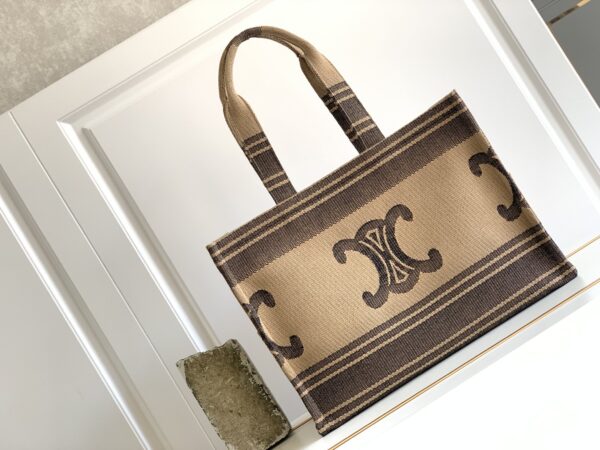 CELINE LARGE CABAS THAIS