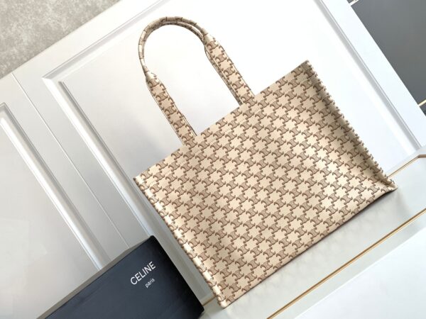 CELINE LARGE CABAS THAIS
