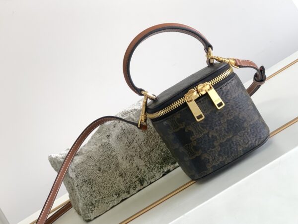 CELINE TRIOMPHE CANVAS