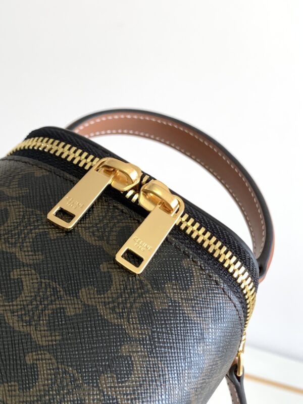 CELINE TRIOMPHE CANVAS