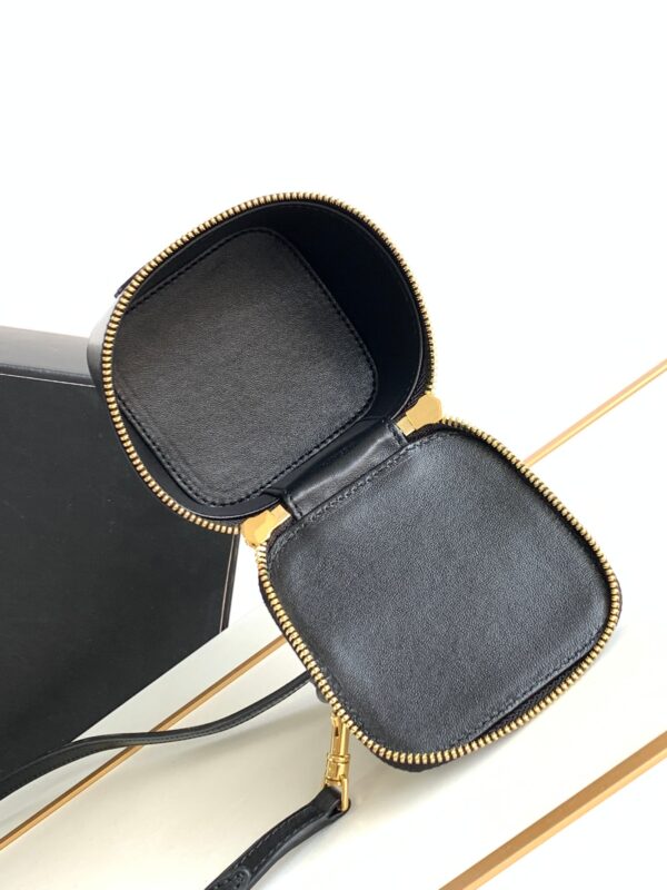 CELINE TRIOMPHE CANVAS