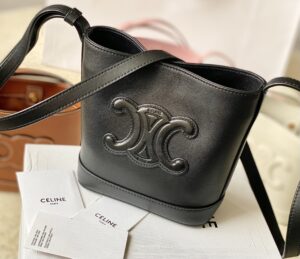 CELINE MINI BUCKET CUIR TRIOMPHE